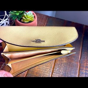Coach wallet new with tags
